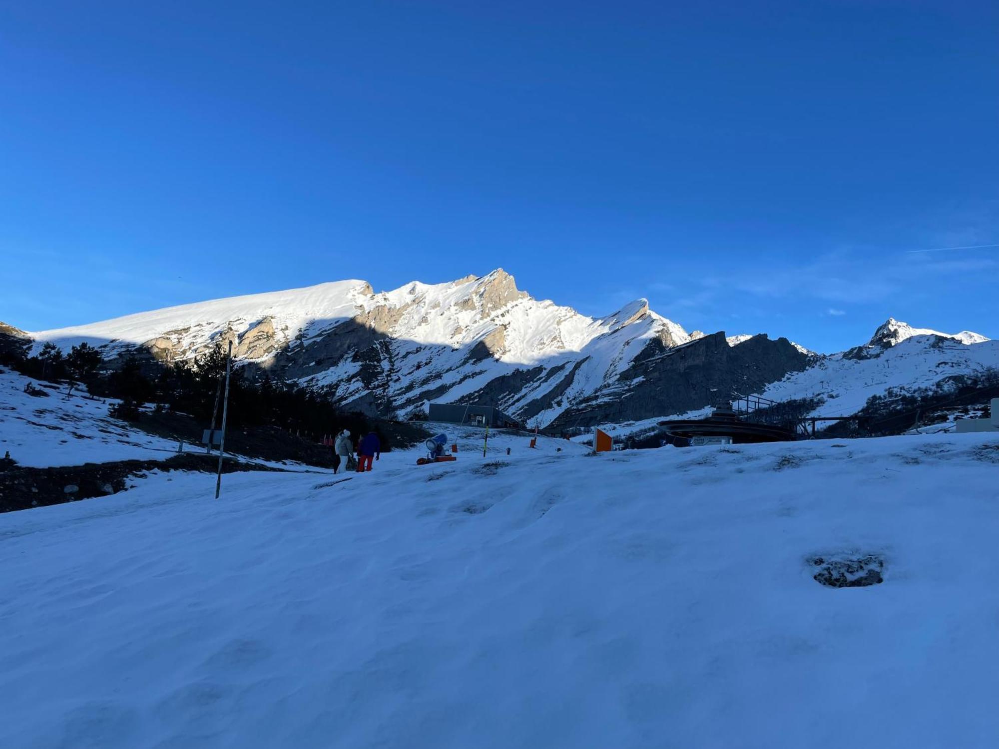 Appartement Cocoon Avec Jardin Et Vue Montagne Laruns Bagian luar foto