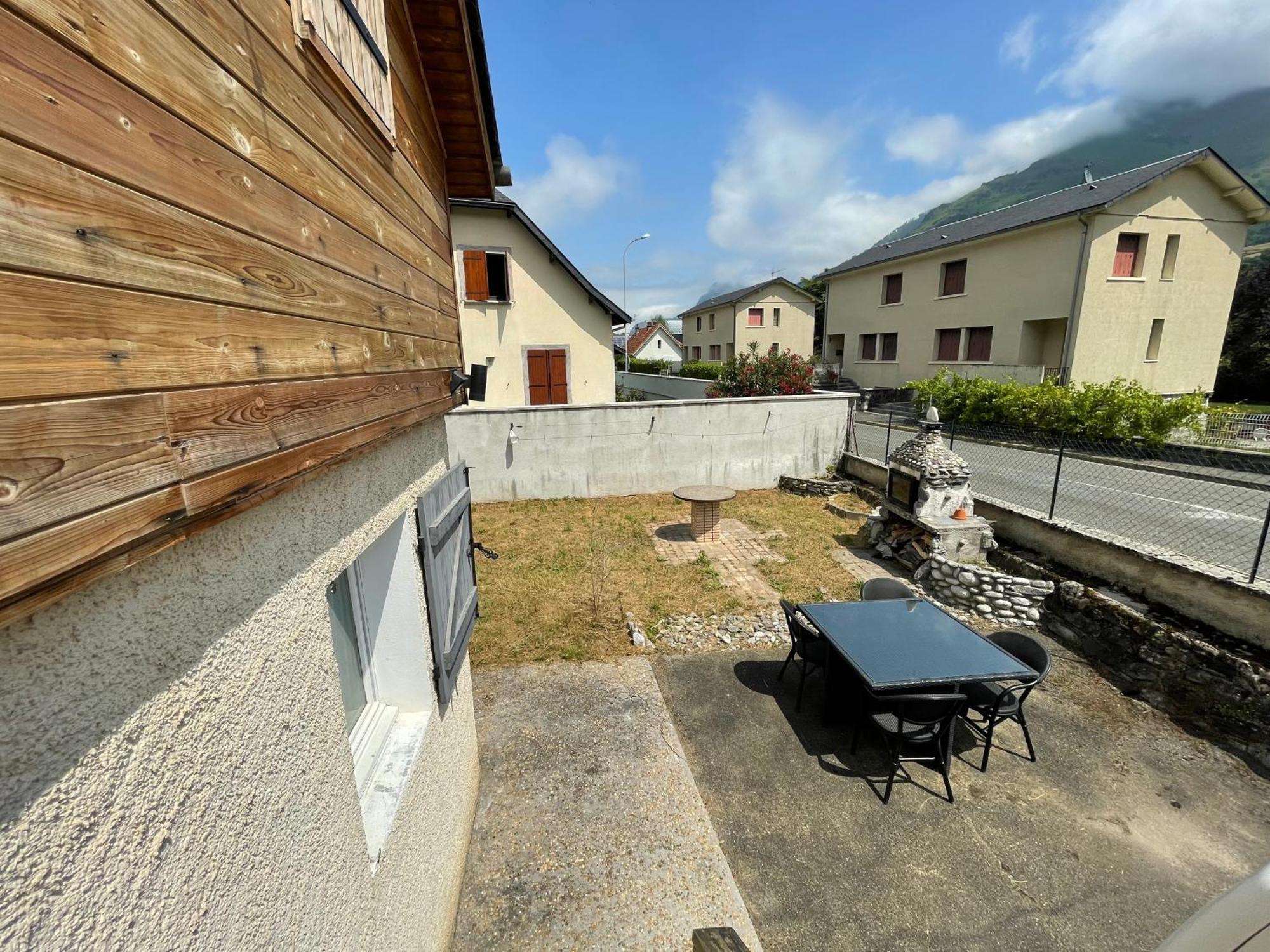 Appartement Cocoon Avec Jardin Et Vue Montagne Laruns Bagian luar foto