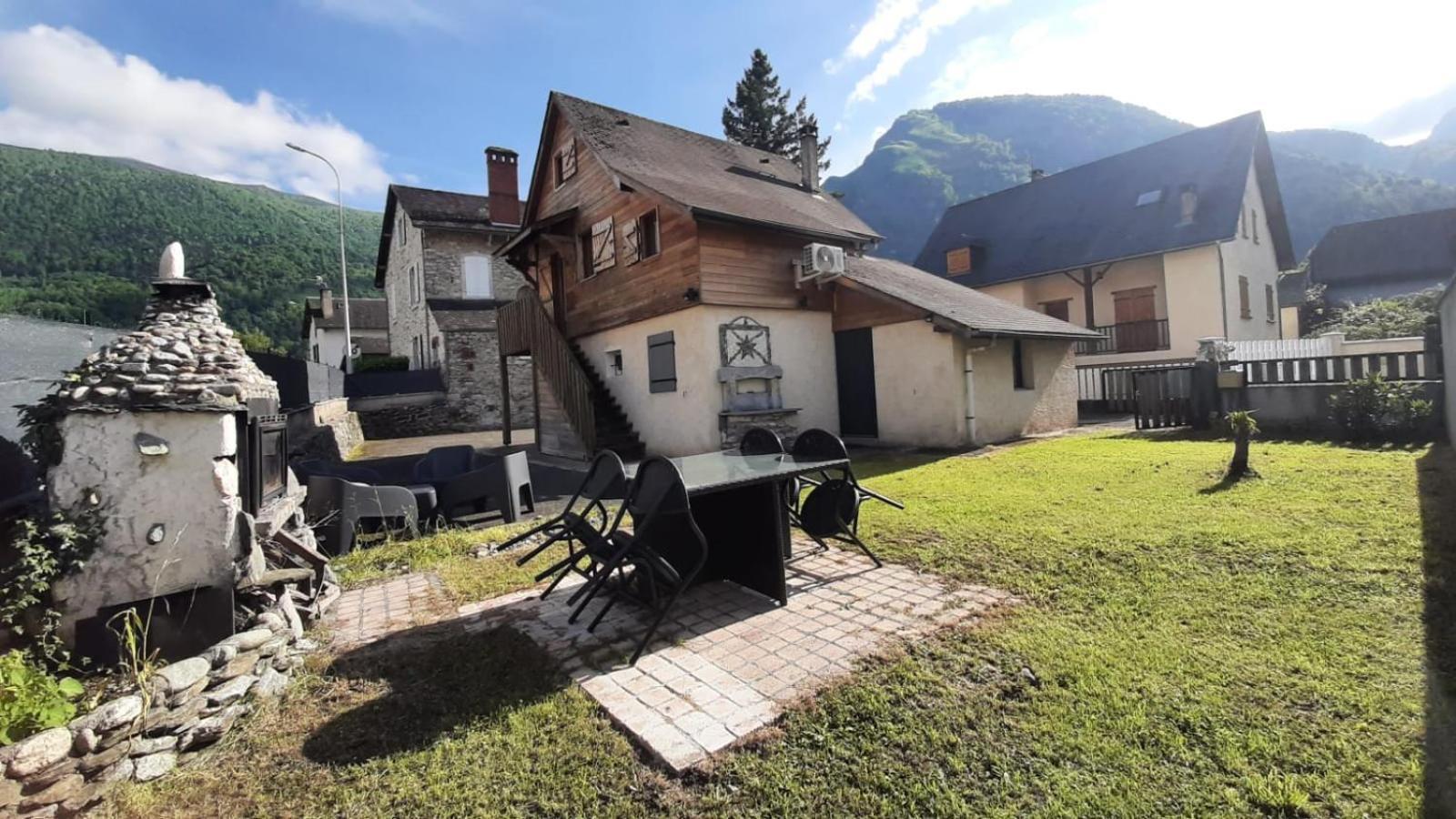 Appartement Cocoon Avec Jardin Et Vue Montagne Laruns Bagian luar foto